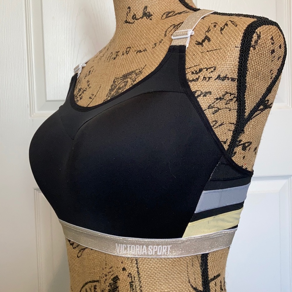 VS Sport Incredible lightweight Max bra